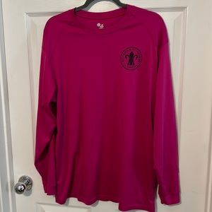 EUC Badger Sport sportsman outfitters fuchsia long sleeve fishing shirt.